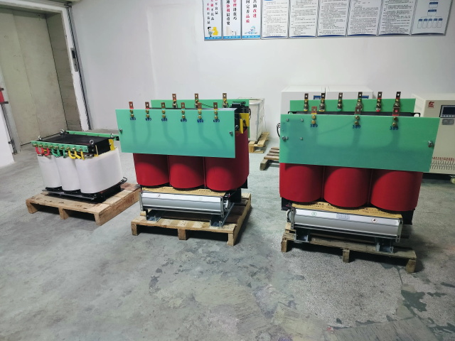 柯坪KS11-1000KVA矿用变压器